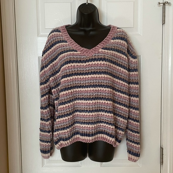 Soft Spring Sweater - Picture 1 of 12